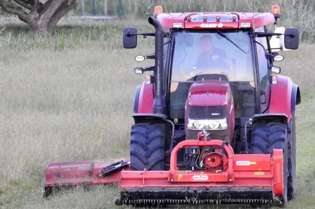 Tractor + klepelmaaiers
