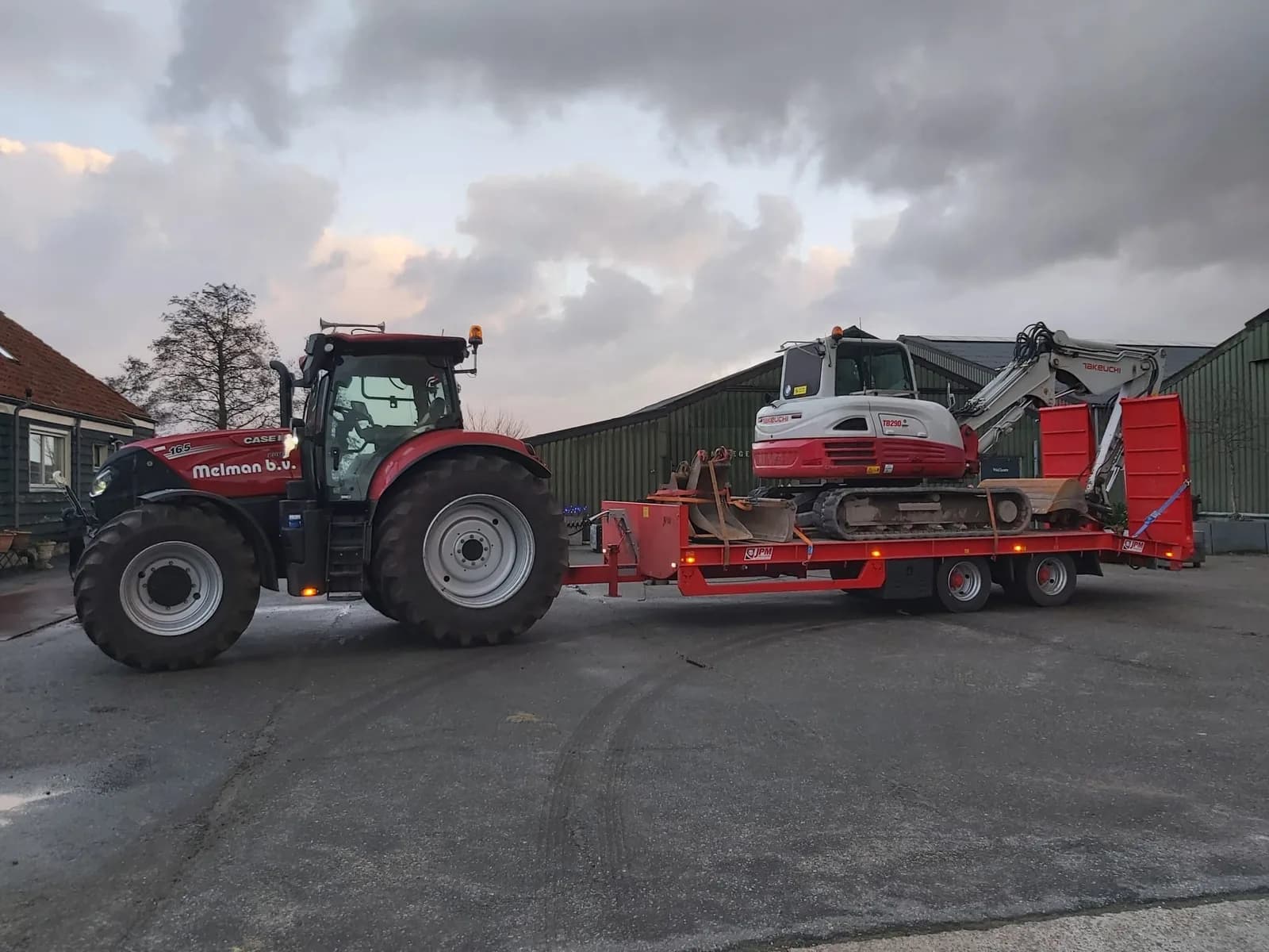 Tractor + dieplader