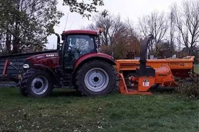 Tractor + houtversnipperaar