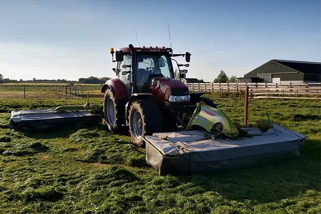 Tractor + schijvenmaaier